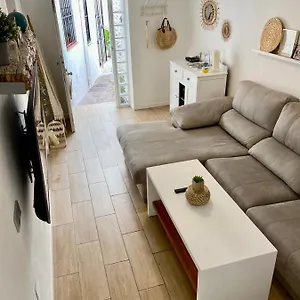 La Casita De Lú , Casares España