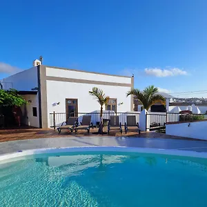 Casa Tazirit , Mácher España